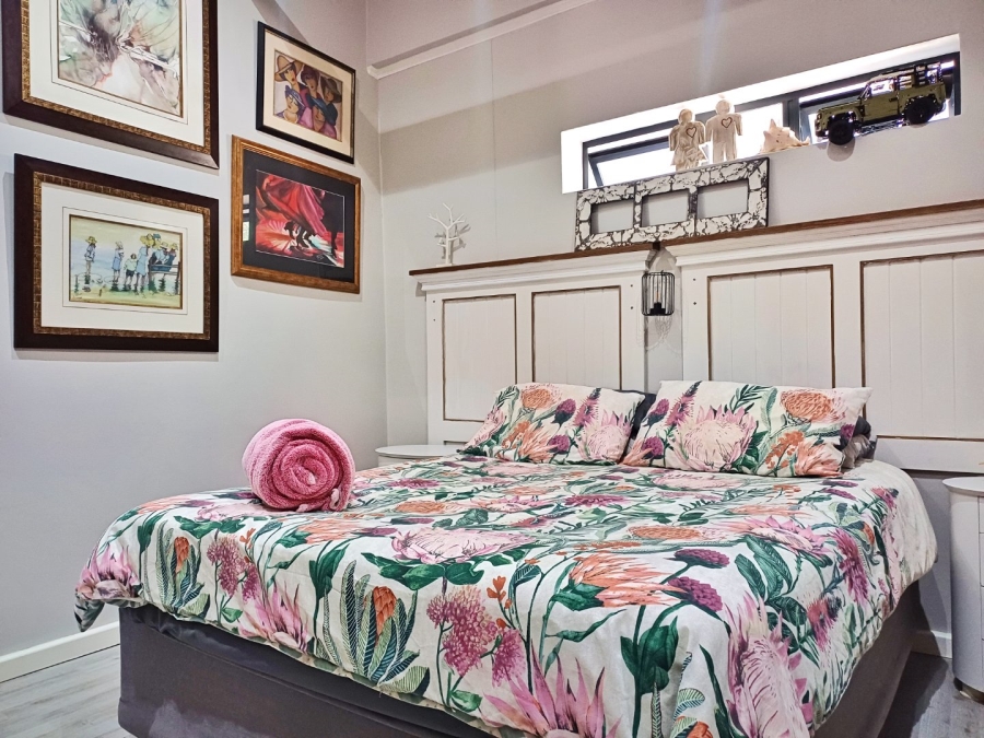 2 Bedroom Property for Sale in Bergsig Western Cape